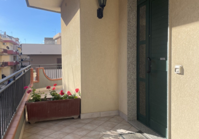 Casa Vacanze Appartamento Comodo Pochi Passi Da Spiaggia E Centro